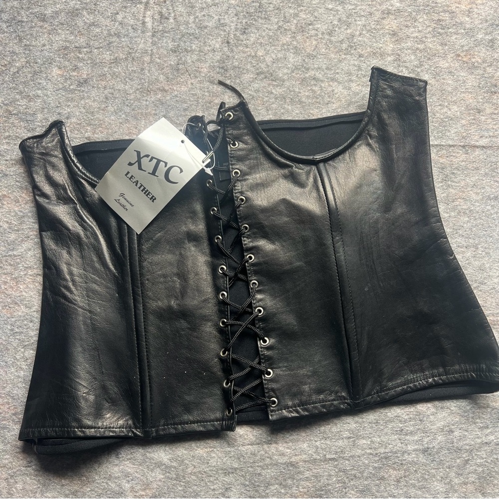 Black Lace-Up Leather Waist Cincher corset - Picture 2 of 7
